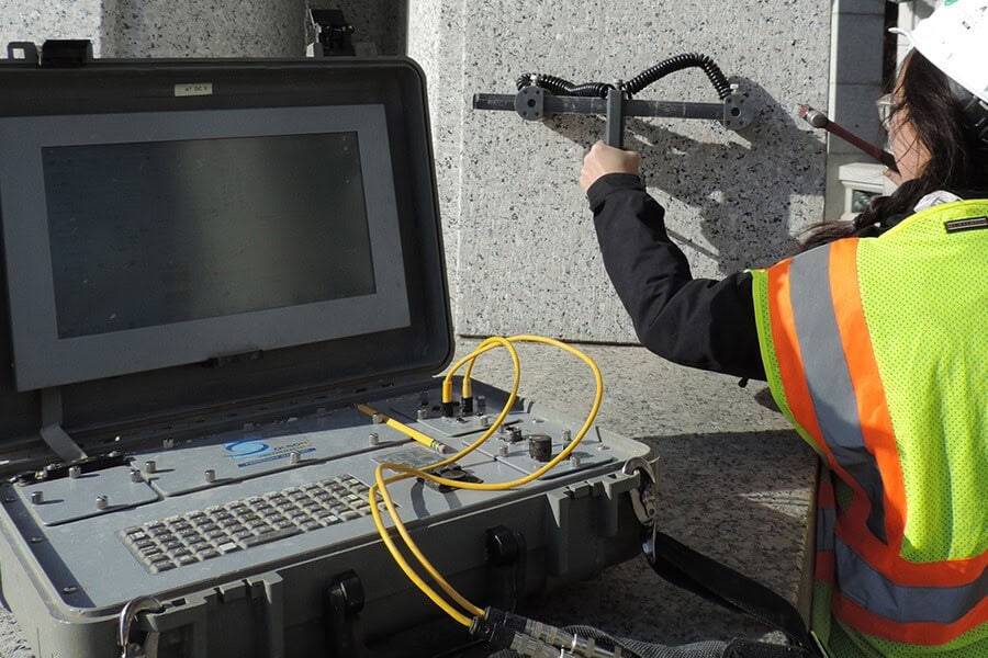 Spectral Analysis of Surface Waves SASW