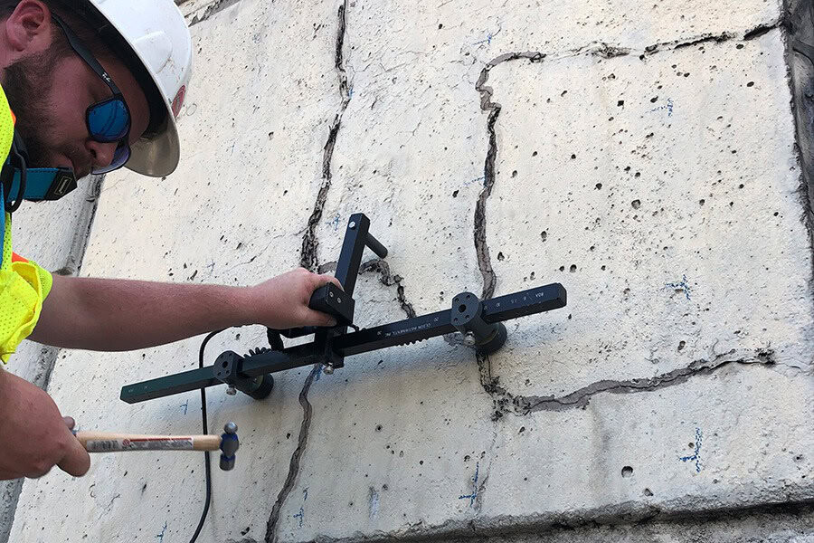 Spectral Analysis of Surface Waves SASW